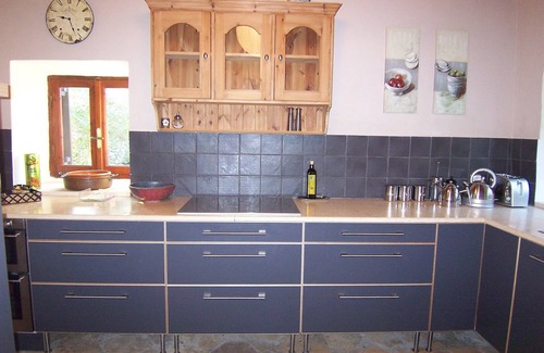 Magazia House | Villa Shu Shu. Private & peaceful location with pool in extensive walled gardens