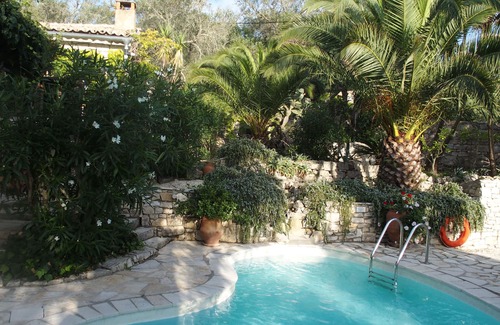 Magazia House | Villa Shu Shu. Private & peaceful location with pool in extensive walled gardens