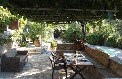 Magazia House | Villa Shu Shu. Private & peaceful location with pool in extensive walled gardens