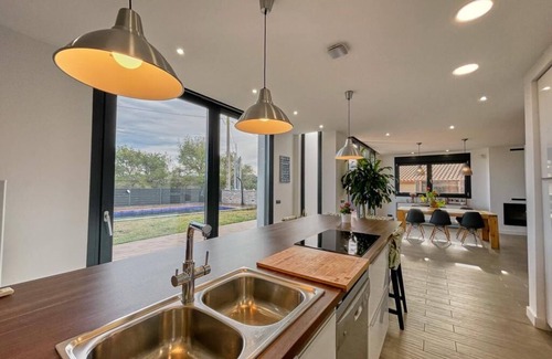 Vora-Sitges Villa | Villa Sitges con Piscina