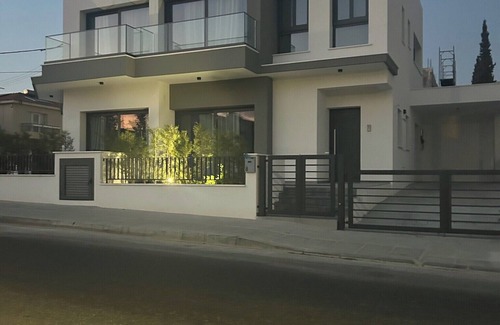 Potamos tis Germasogeias Villa | Villa - Sleeps 6 - Near Local Attractions