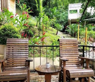 La Ceiba House | villa Sofia cheerfull villa with pool, sauna, bbq