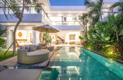 Berawa Villa | Villa Solea 4br Villa, 400m To Finns,