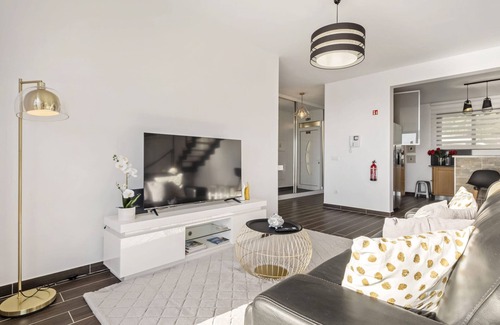 Arco da Calheta Ski Chalet | Villa Soleil by Madeira Sun Travel