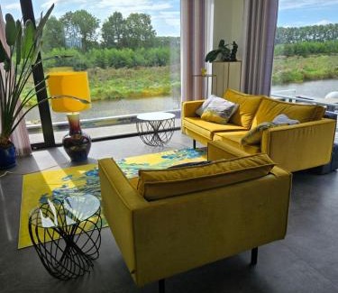 Alphen aan den Rijn Apartment | Villa Suite Oudshoorn