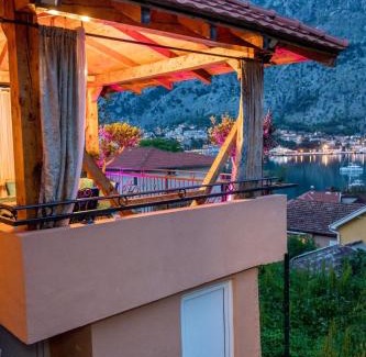 Skaljari Apartment | Villa Sun Castle