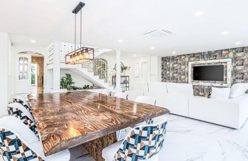 Alporchinhos Villa | Villa Sunset Haven by Interhome