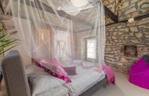 Krbune Villa | Villa Sussini in Central Istria for 8 people with jacuzzi & pet friendly