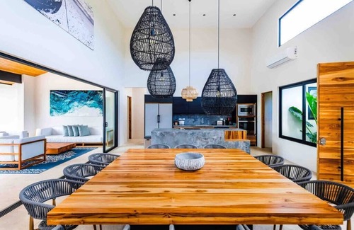 Pinilla Villa | ♕ Villa Twilight Tree♕ 5Bd ♕ Nature & Exclusivity ♕ Gated community & Beach Club