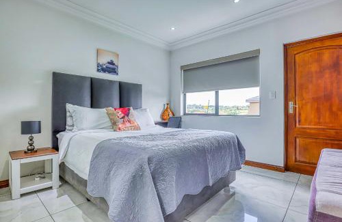 Greater Johannesburg Metropolitan Area House | Villa Tasha Luxury Suites, Lanseria