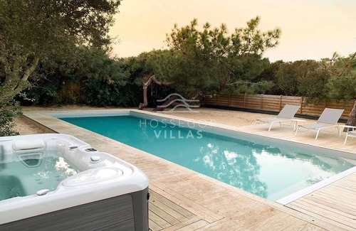 Les Estagnots House | Villa TAYRONA