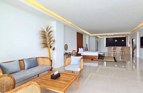 Kuta Villa | Villa Teraumn