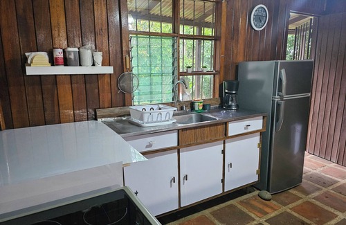 Esparza House | "Villa Thuja" 3B and pool for a relaxing getaway.