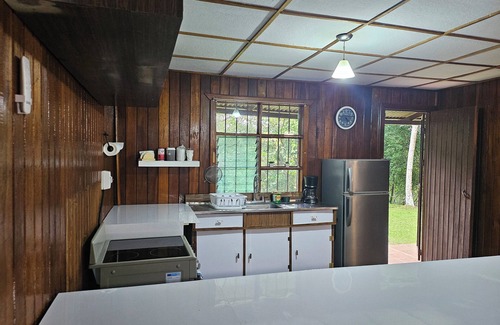 Esparza House | "Villa Thuja" 3B and pool for a relaxing getaway.