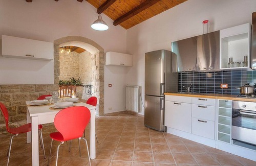 Casa Papa Villa | Villa Tormalina: An elegant and welcoming villa in a quiet position, surrounded by the Sicilian countryside, with Free WI-FI.