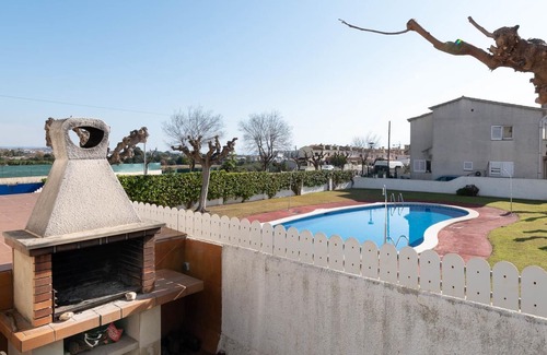 Clara Villa | Villa Torredembarra, 3 bedrooms, 7 persons