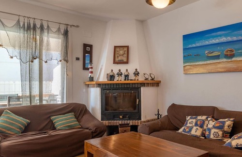 Clara Villa | Villa Torredembarra, 3 bedrooms, 7 persons