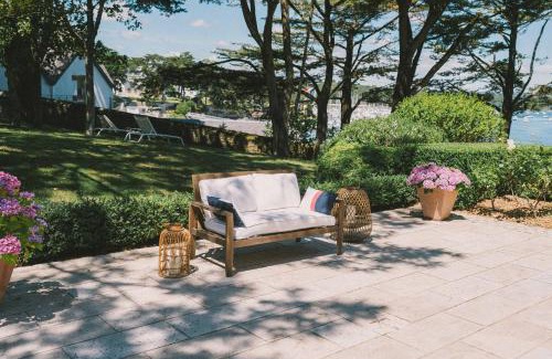 Combrit Hotel | Villa Tri Men