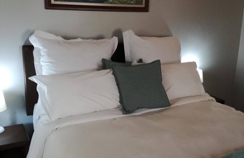 Margate Bed & Breakfast | Villa Tropicana