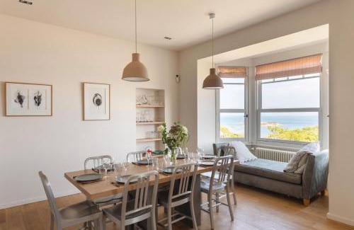 Dinard House | Villa Utopia - Typique année 20 vue mer