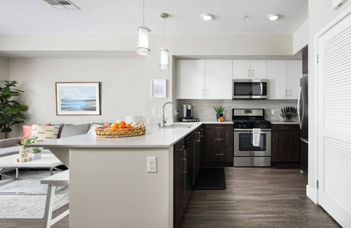 Santa Ana Apartment | Villa Valencia - Free Disney Gift Card!