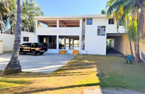 Costa Del Sol Villa | Villa Vallarta Costa del Sol El Salvador - Lujo, Privacidad y Playa