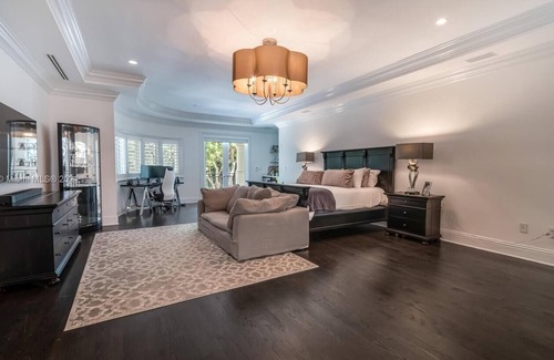 Coral Gables Villa | Villa Veloz Coral Gables (message for details)