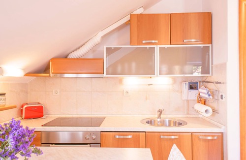 Sumartin House | Villa Vicko (V1991-K1) - Sumartin - island Brac