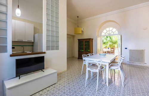 Ischia Porto Apartment | Villa Villari Terrace by NapoliApartments