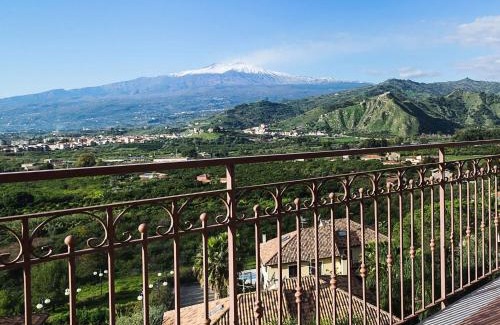 Trappitello Villa | Villa Vincenzo Bellini