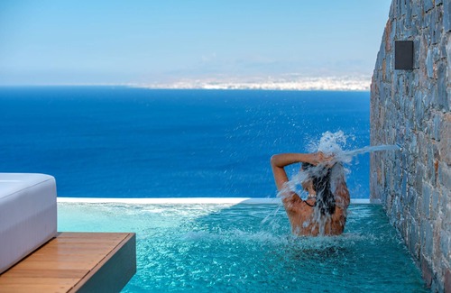 Malevizi Villa | Villa Vittoria, Minimalist Design & Spa Retreat