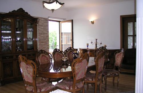 Karlovy Vary House | Villa Vlasta