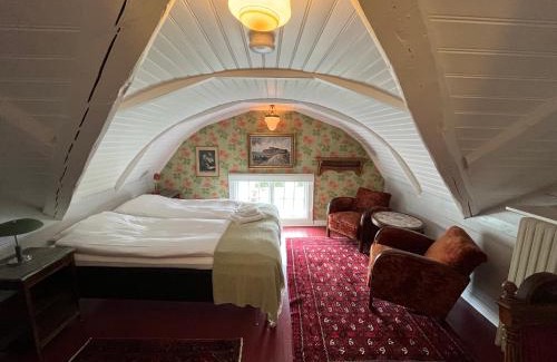 Varberg Bed & Breakfast | Villa Wäring Husrum & Frukost