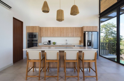 Tamarindo House | Villa w/stunning view, close to Tamarindo town/beach, in gated community