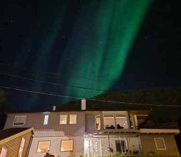 Tromso Apartment | Villa with amazing view! Free Parking