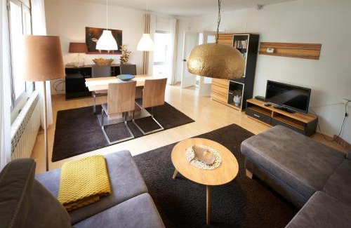 Vinaros House | Villa with great pool dog friendly