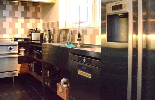 Gembes House | Villa with hottub in calm area