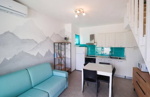 Viddalba Apartment | Villa with large garden