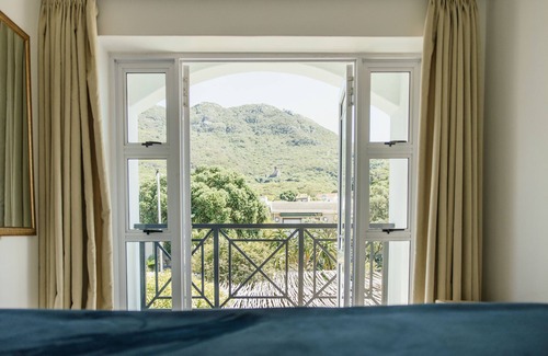 Hout Bay Villa | Villa with Majestic Ocean Views