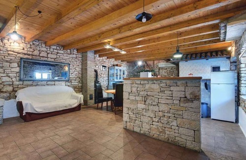 Rezanci Villa | Villa with outdoor pool and barbecue terrace