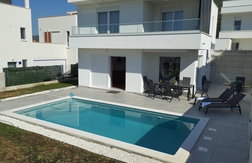 Kastel Sucurac Villa | Villa With Panoramic Views on the Sea, Islands, City and Hill