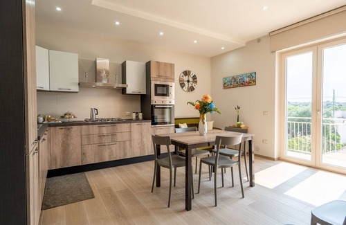 Castellana Grotte Villa | Villa with pool for 8 guests with 3 bedrooms