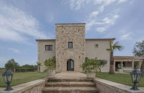 Es Palmer Ski Chalet | Villa with pool in front of Es Trenc