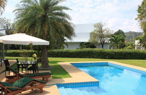 Hua Hin House | Villa with Pool in the Palm Hills Golf area.