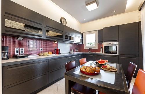 Agia Anna Villa | Villa with Private Pool & Jacuzzi Naxos