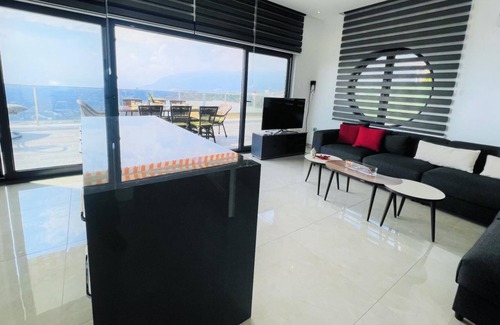 Kargicak Villa | Villa with Private Pool and Terrace in Alanya