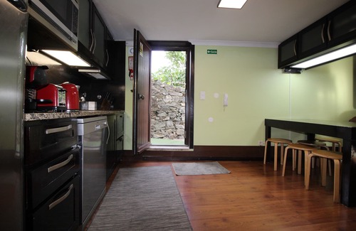 Braganca House | Villa with swimming pool and garden