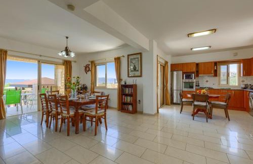 Latchi Villa | Villa Xanthi by Villa Plus