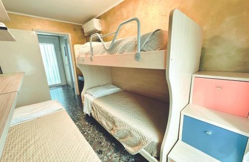 Valvasone House | Villa Yemaya - camera con bagno privato