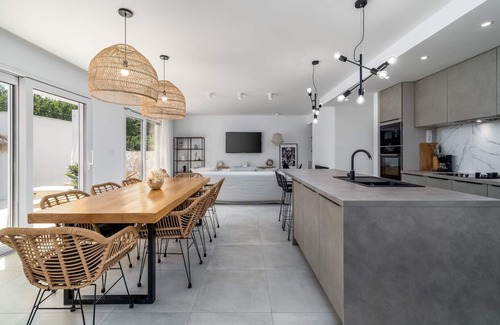 Tugare Villa | Villa Zen with private 32 sqm pool, summer kitchen, 7 km from the beach